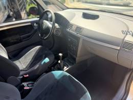 CHEVROLET - MERIVA - 2006/2007 - Bege - R$ 35.000,00