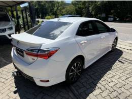 TOYOTA - COROLLA - 2018/2018 - Branca - R$ 105.900,00