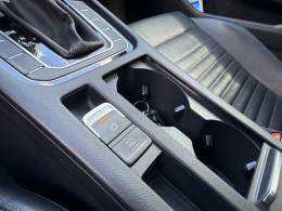 VOLKSWAGEN - PASSAT - 2018/2018 - Prata - R$ 136.000,00
