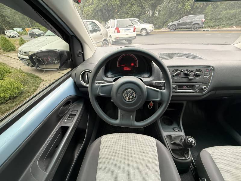 VOLKSWAGEN - UP - 2015/2016 - Prata - R$ 42.000,00