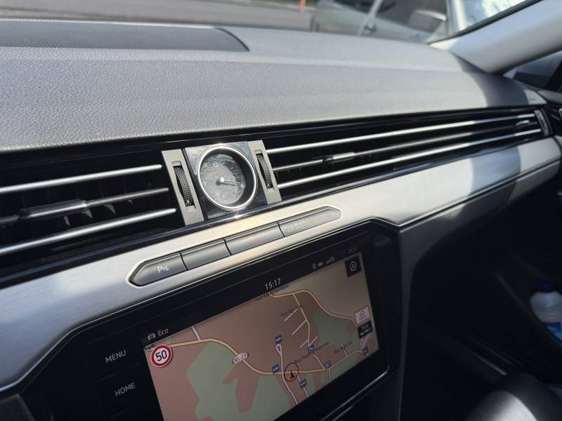 VOLKSWAGEN - PASSAT - 2018/2018 - Prata - R$ 136.000,00