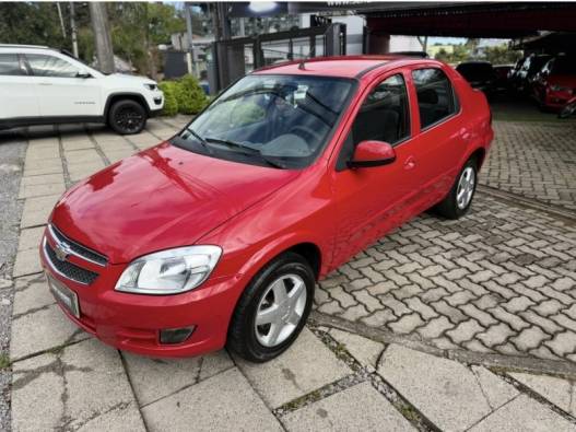 CHEVROLET - PRISMA - 2011/2012 - Vermelha - R$ 34.990,00