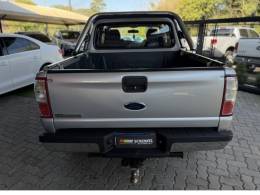 FORD - RANGER - 2010/2011 - Prata - R$ 65.000,00
