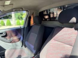 CHEVROLET - MONTANA - 2003/2004 - Prata - R$ 36.000,00