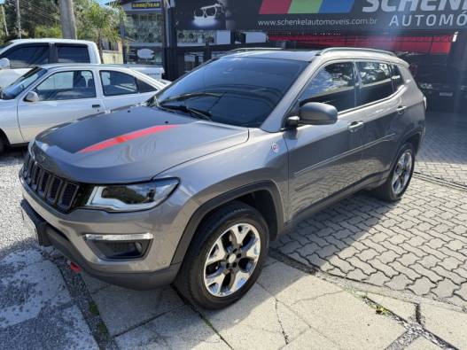 JEEP - COMPASS - 2017/2018 - Cinza - R$ 120.000,00