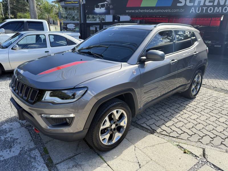 JEEP - COMPASS - 2017/2018 - Cinza - R$ 116.000,00